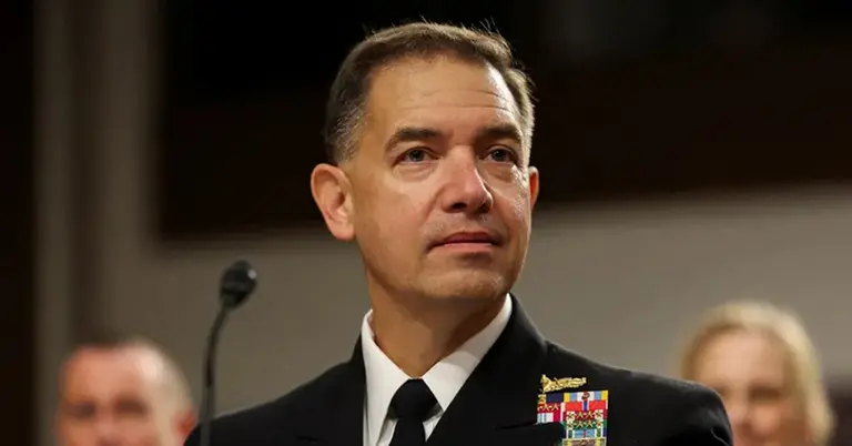 প্রধান অ্যাডমিরাল ব্র্যাড কুপার